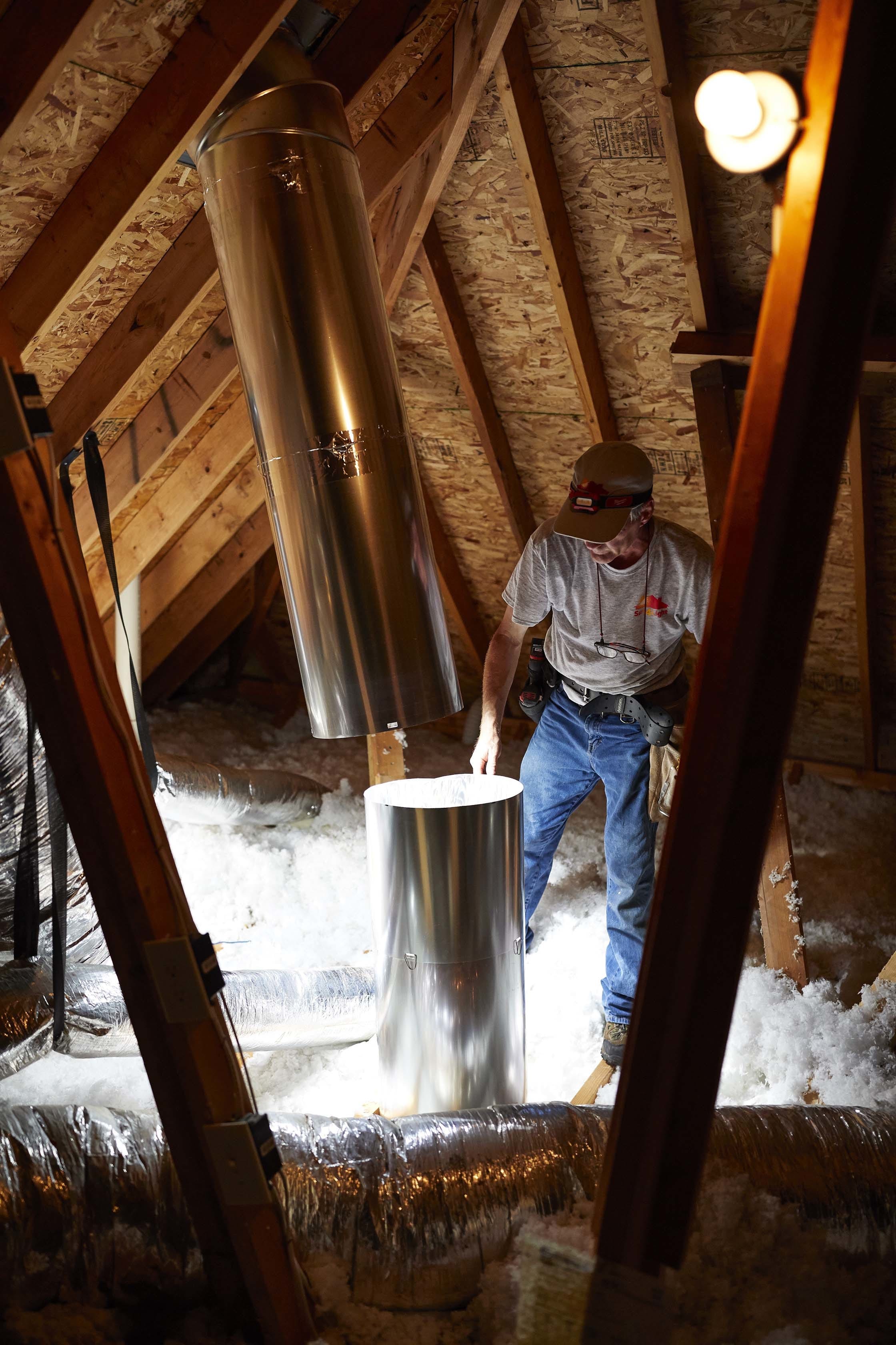 Sun tunnel installation